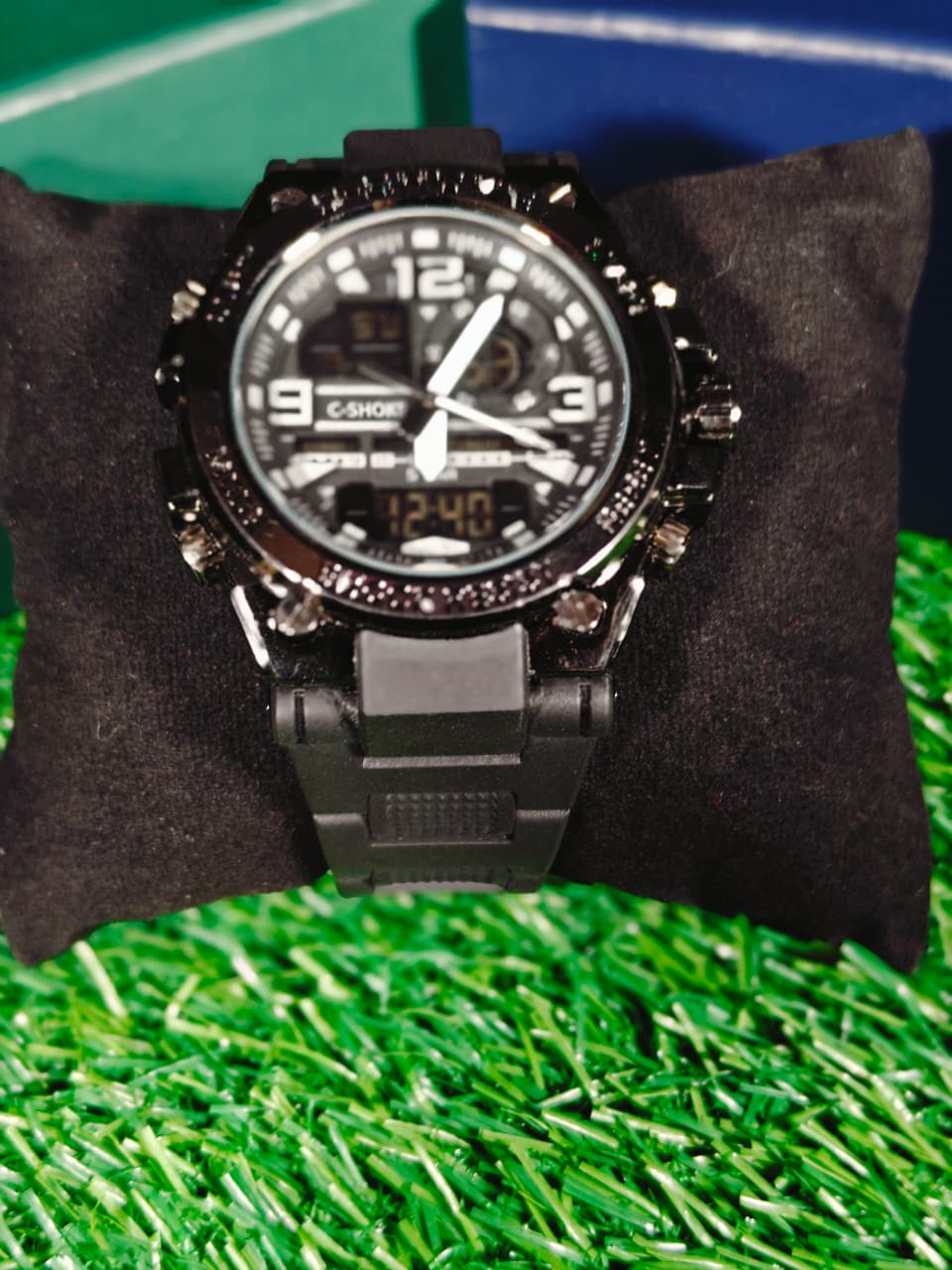 C-SHOKE IN AGGRESSIVE STYLE PHYSICAL OR DIGITAL DIALS WITH FREE BOX OR FREE SHIPPING